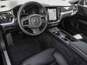 Volvo  B4 AWD Plus LED 4xShz