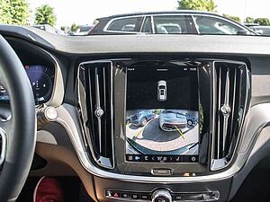 Volvo  B4 AWD Plus ACC LED