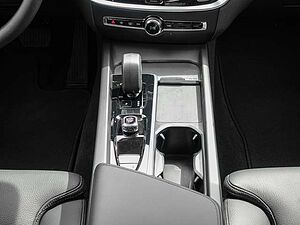 Volvo  B4 AWD Plus LED 360Grad