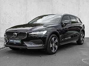 Volvo  B4 AWD Plus LED 360Grad