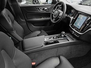 Volvo  B4 AWD Plus LED 360Grad
