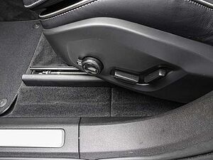 Volvo  T6 Twin Engine AWD R Design Plug