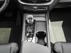 Volvo  B4 2WD Plus Dark EL. HECK Pano LED