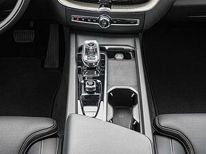Volvo  T6 AWD Inscription Plug-In AHK Pano Sthz.