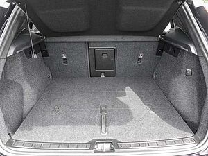 Volvo  B4 2WD Plus Dark MATRIX ACC AUT DYNLICHT LM