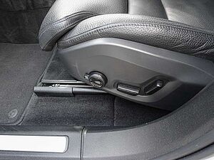 Volvo  T8 Twin Engine AWD R Design Plug-In