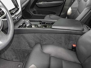 Volvo  B4 2WD Inscription Pano 360Grad LED