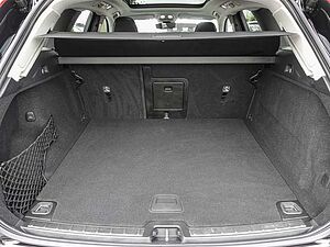 Volvo  B4 2WD Inscription Pano 360Grad LED