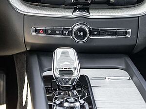 Volvo  T6 Twin Engine AWD R Design Plug-In