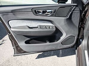 Volvo  T6 Twin Engine AWD R Design Plug-In
