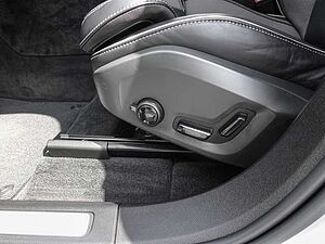 Volvo  T8 Twin Engine AWD R Design Plug-In