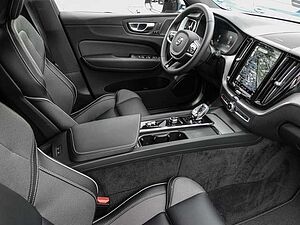 Volvo  T8 Twin Engine AWD R Design Plug-In