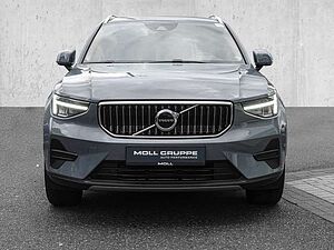 Volvo  T4 2WD Essential Plug-In LED Kamera