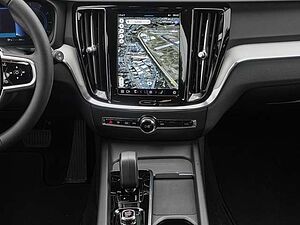 Volvo  B4 AWD Plus Kamera LED