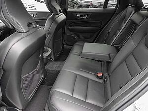 Volvo  B4 AWD Plus 4xSHZ ACC