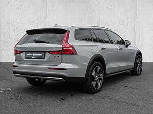 Volvo  B4 AWD Plus 4xSHZ ACC