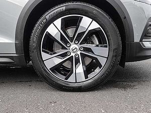 Volvo  B4 AWD Plus 4xSHZ ACC
