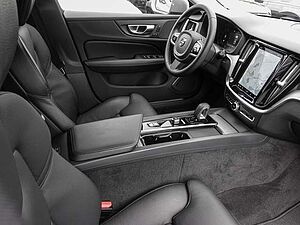 Volvo  B4 AWD Plus 4xSHZ ACC