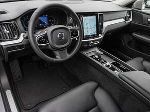 Volvo  B4 AWD Plus 4xSHZ ACC