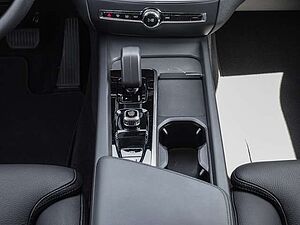 Volvo  B4 AWD Plus 4xSHZ ACC Harman/Kardon