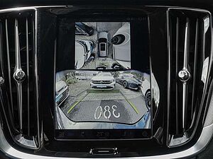Volvo  B4 AWD Plus Sthz. Harman/Kardon LED