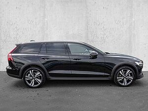 Volvo  B4 AWD Plus Sthz. Harman/Kardon LED