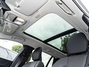 Volvo  B4 AWD Plus ACC  Pano LED