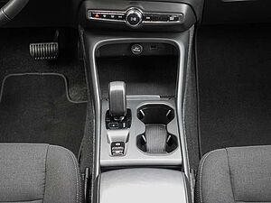 Volvo  T4 2WD Essential Plug-In LED Kamera