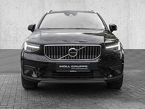 Volvo  T4 2WD Essential Plug-In LED Kamera