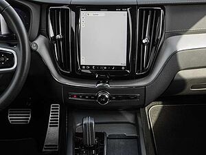 Volvo  B4 AWD R-Design ACC B&W 360Grad