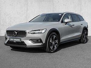 Volvo  B4 AWD Plus Pano LED 360Grad