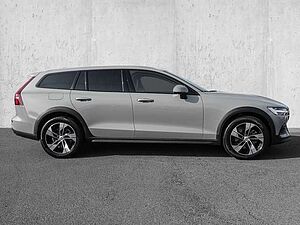 Volvo  B4 AWD Plus Pano LED 360Grad