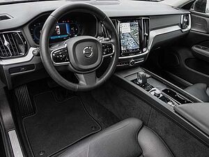 Volvo  B4 AWD Plus Pano Harman/Kardon 360Grad