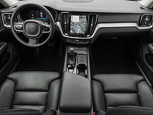 Volvo  B4 AWD Plus Pano Harman/Kardon 360Grad