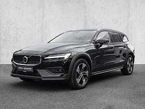 Volvo  B4 AWD Plus Pano Harman/Kardon 360Grad