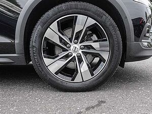 Volvo  B4 AWD Plus Pano Harman/Kardon 360Grad
