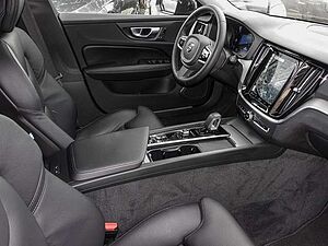 Volvo  B4 AWD Plus 4xSHZ ACC LED