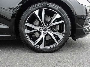 Volvo  V 60 B4 Core 4xSHZ AHK EL. HECK