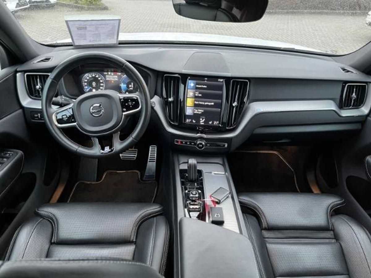 Volvo  R Design T8 AWD PHEV AHK Panorama uvm.