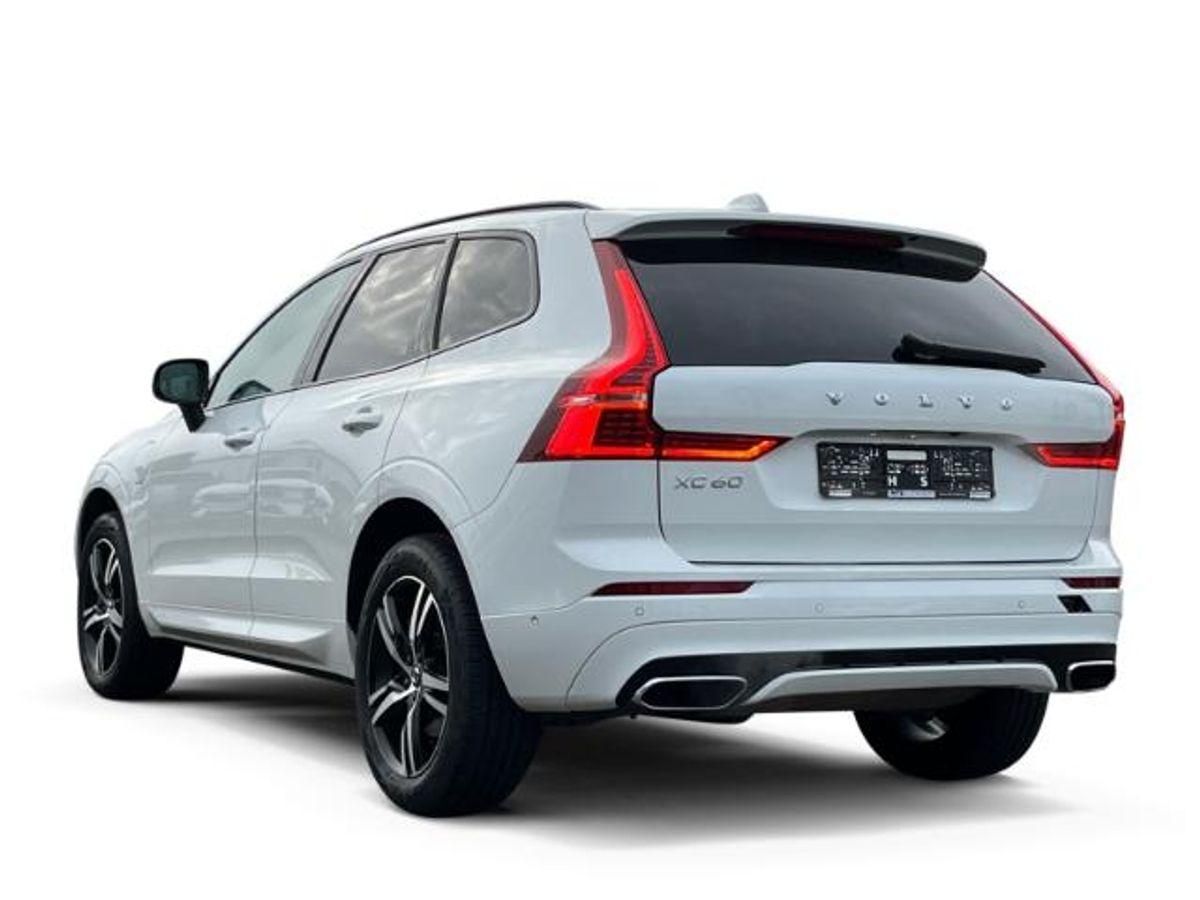 Volvo  R Design T8 AWD PHEV AHK Panorama uvm.