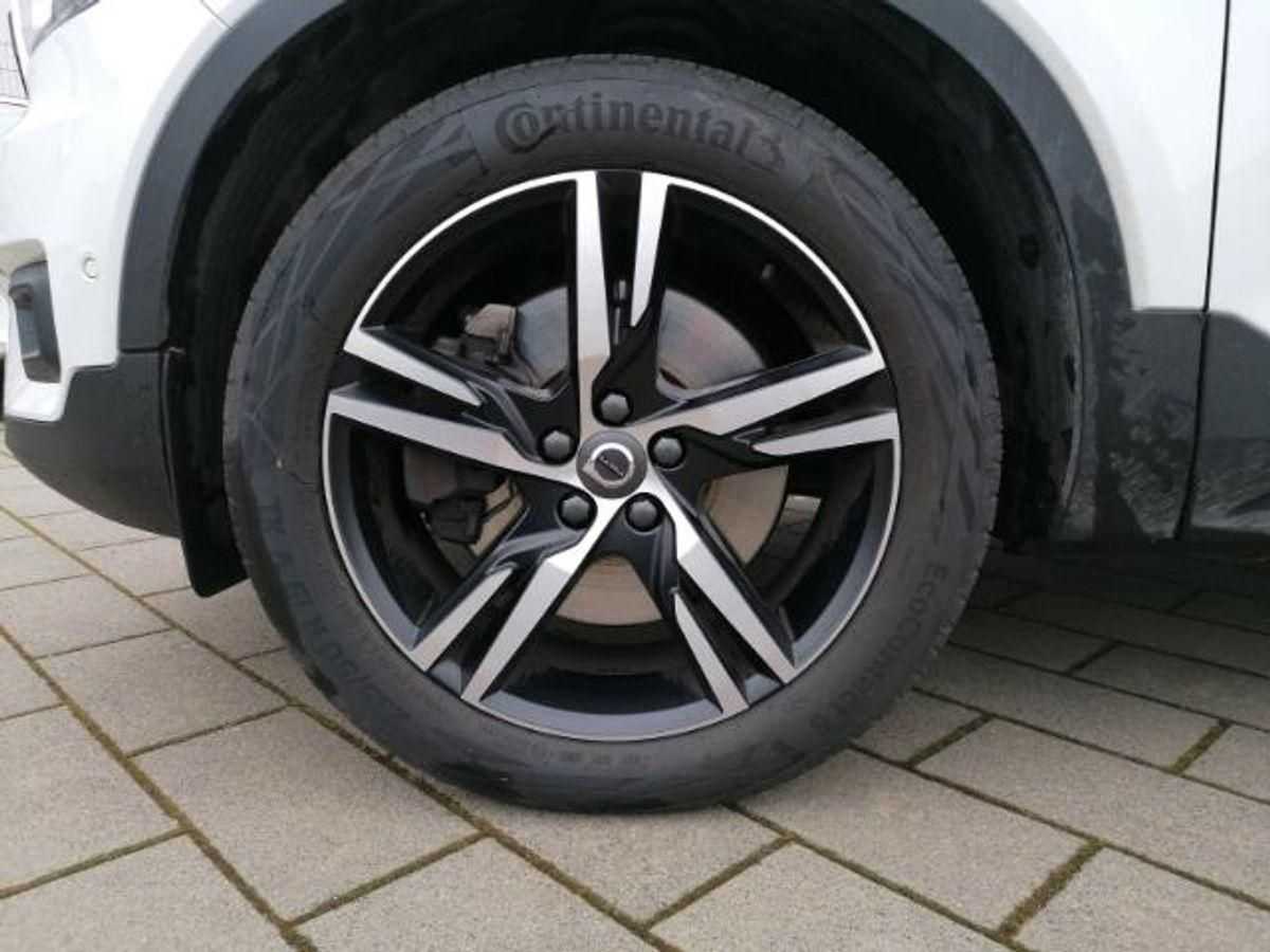 Volvo  R Design Recharge Plug-In Hybrid 2WD T5 Twin Eng