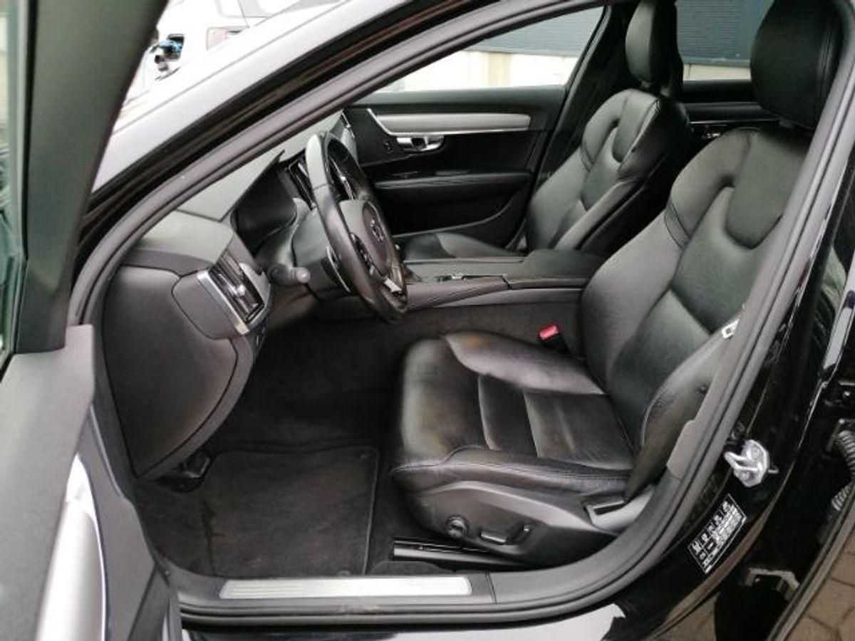 Volvo  Kombi Momentum D4 DPF Navi Leder Digitales Cockp