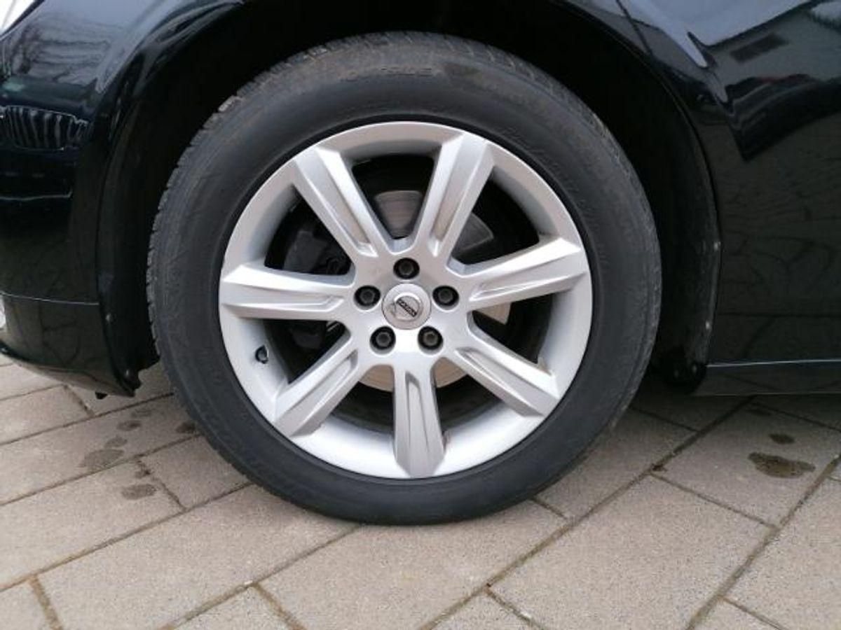 Volvo  Kombi Momentum D4 DPF Navi Leder Digitales Cockp