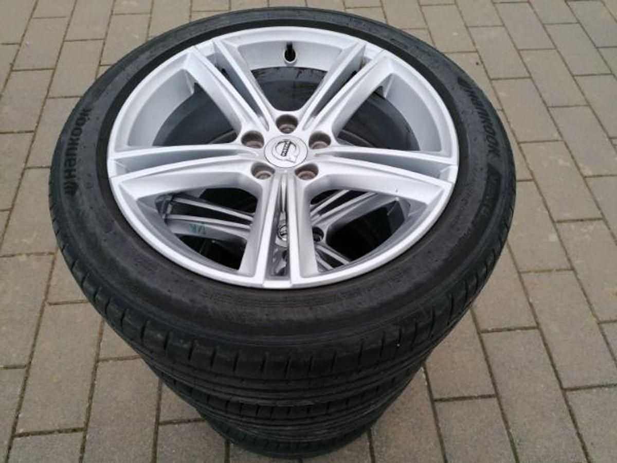 Volvo  Kombi Momentum D4 DPF Navi Leder Digitales Cockp