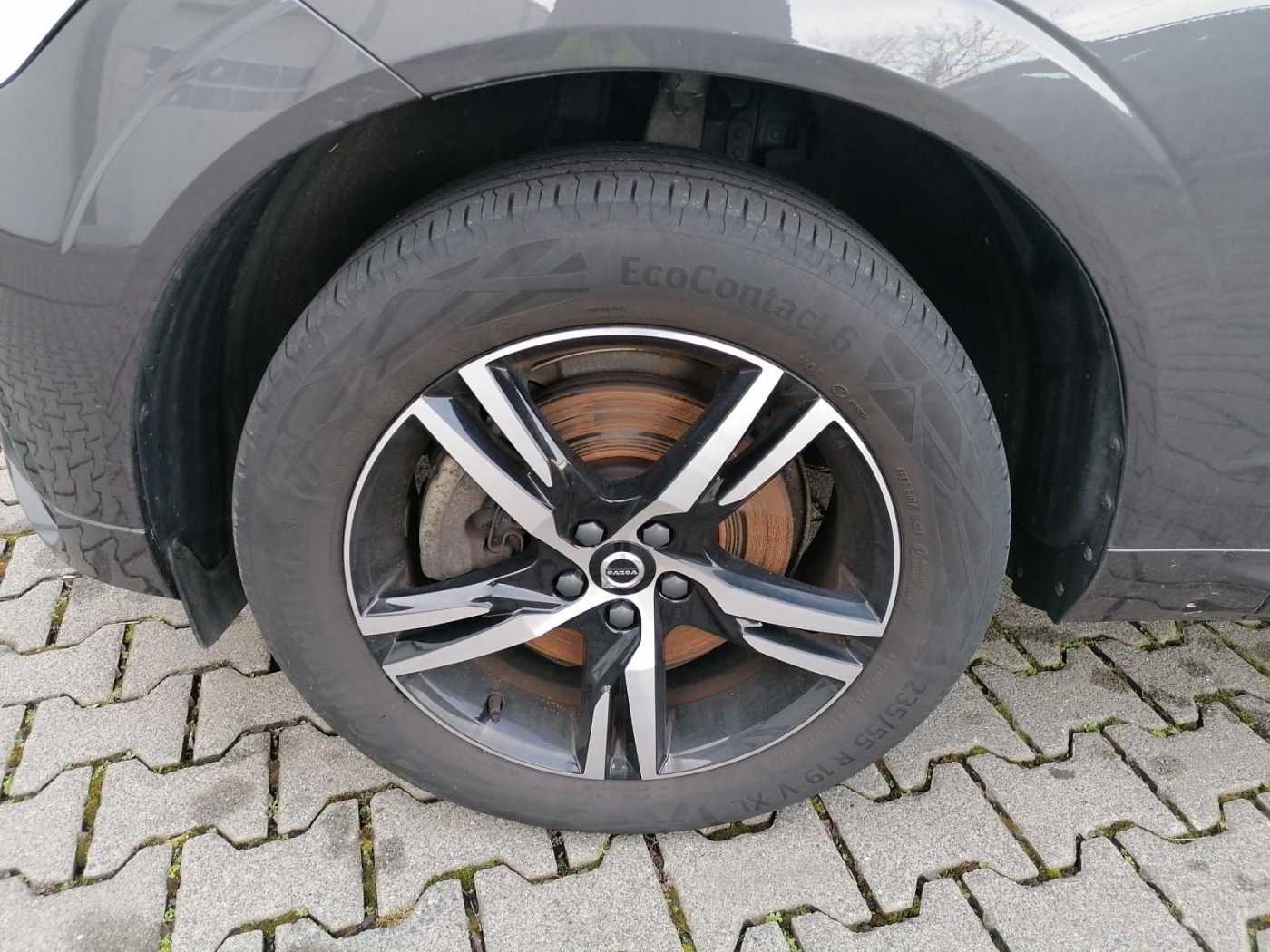 Volvo  R Design AWD B4 Diesel EU6d Navi Leder digitales