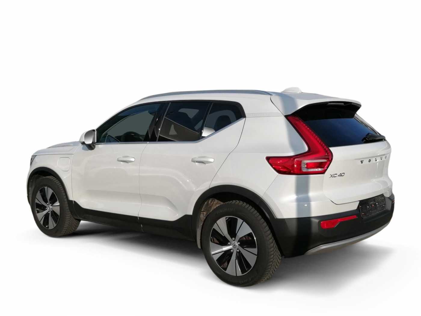 Volvo  Inscription Expression Recharge Plug-In Hybrid 2