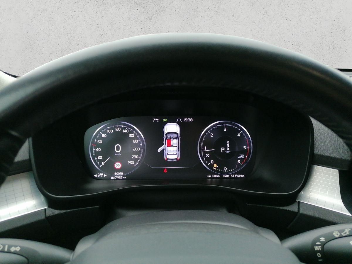 Volvo  Momentum 2WD D3 EU6d-T Navi Digitales Cockpit So