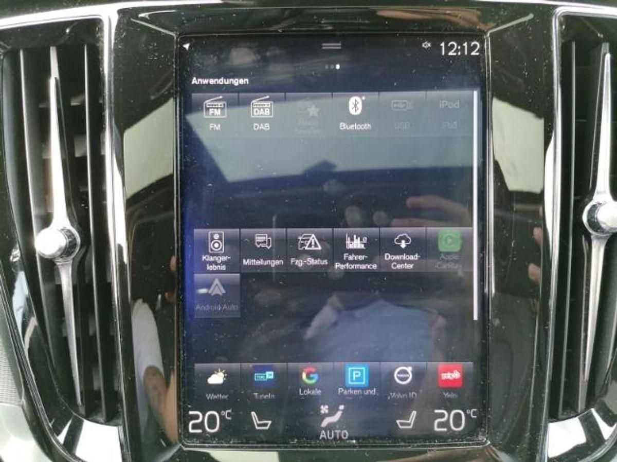 Volvo  Kombi R Design Plug-In Hybrid AWD T8 EU6d-T HUD