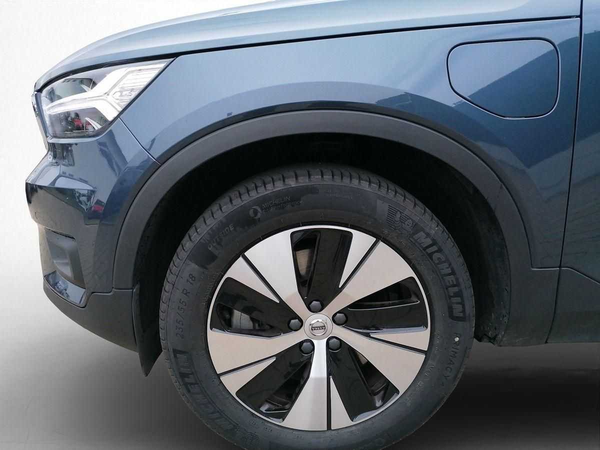 Volvo  Inscription Expression Recharge Plug-In Hybrid 2