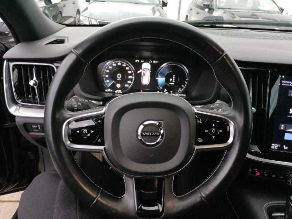 Volvo  Kombi R Design Recharge Plug-In Hybrid AWD T8 Tw